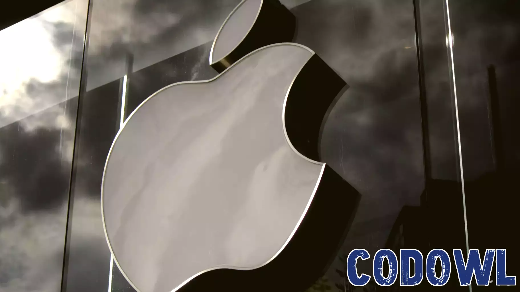 Apple Collaborates with AI Leaders to Enhance Siri