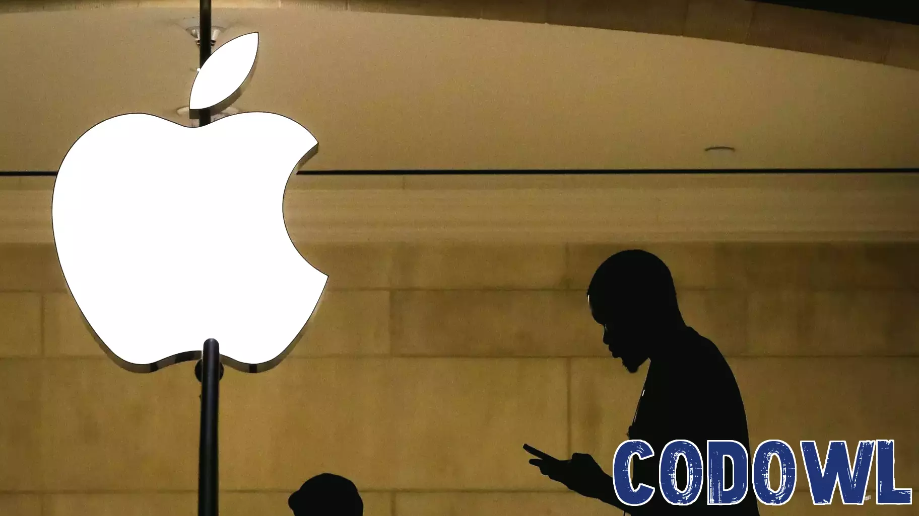 Small Business Technology News: Coming Soon: An Apple IPhone With Unrivaled Battery Life