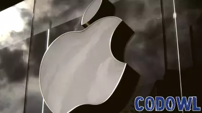 Apple Collaborates with AI Leaders to Enhance Siri